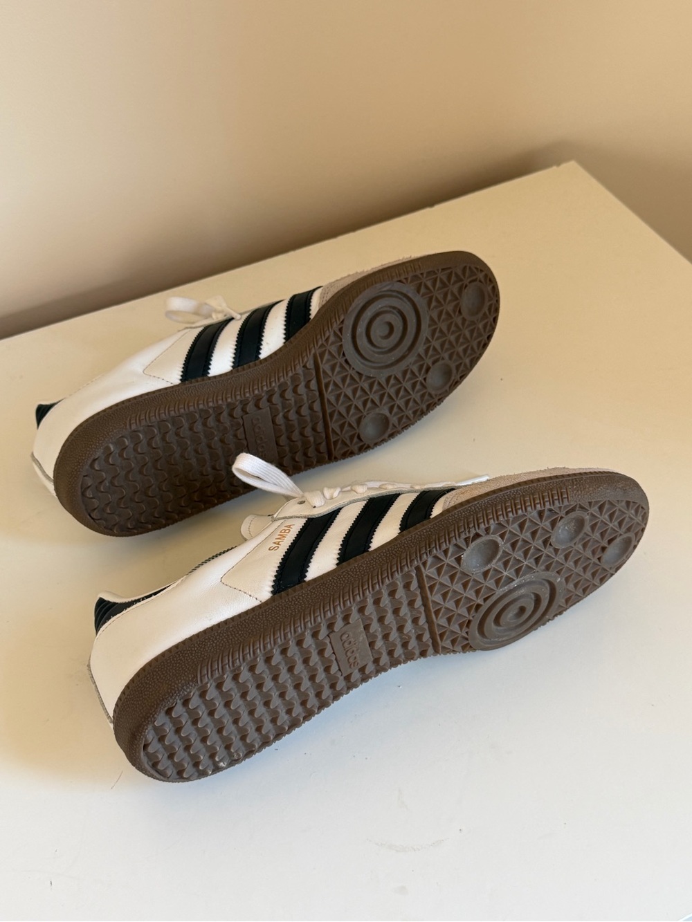 Adidas Samba Style White Sneakers with Black Stripes - Picture 5 of 6